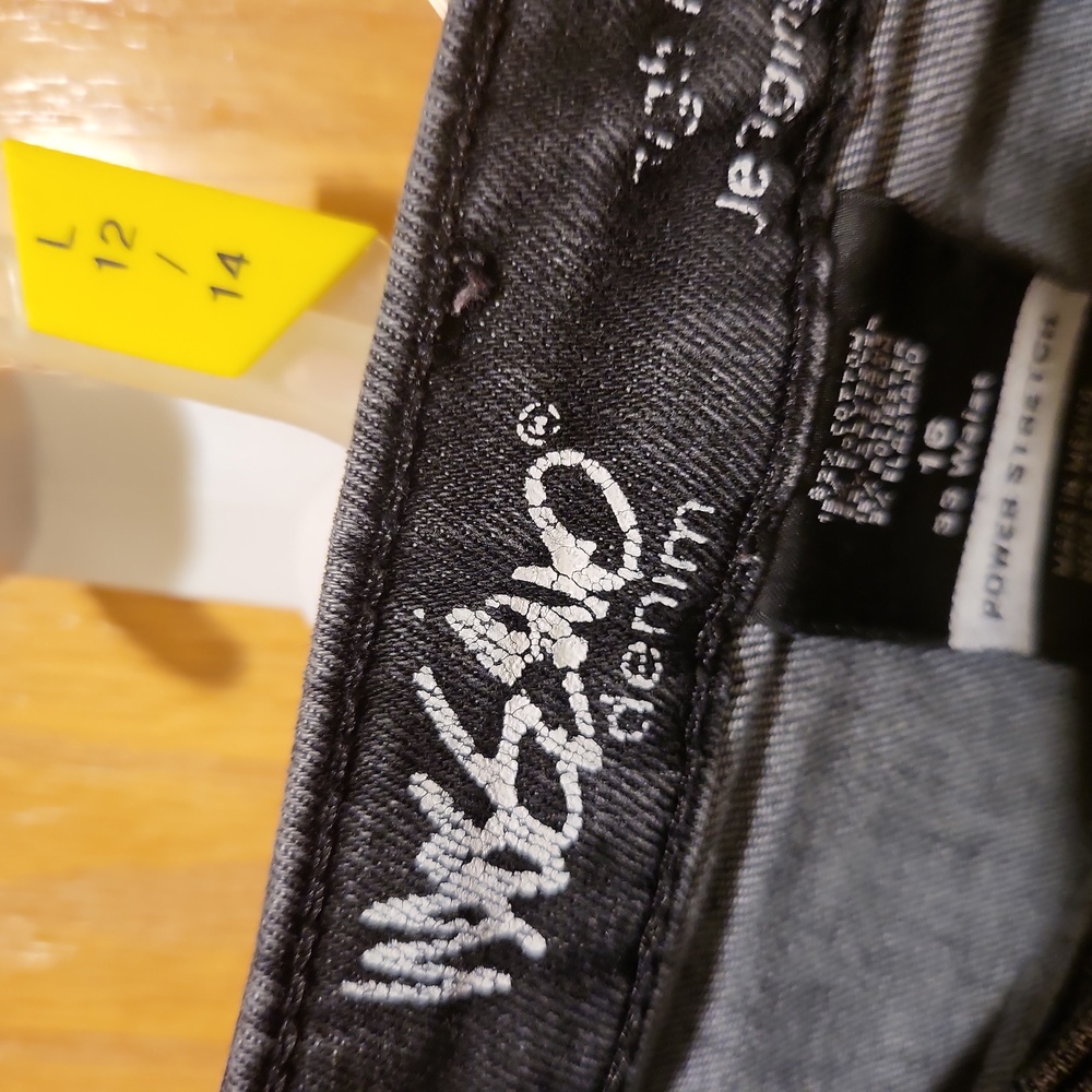 Mossimo High Rise Jegging - Picture 4 of 5